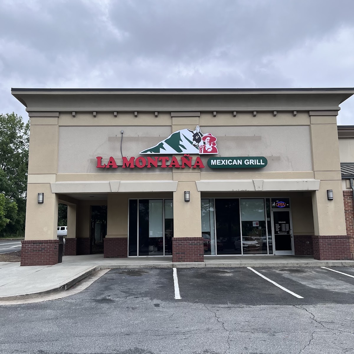 La Montaña Mexican Grill